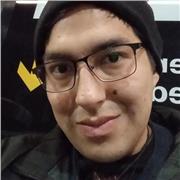 Soy un tutor de Inglés que ofrece su servicios a un/a determinada/o persona que necesita de un apoyo escolar o de un aprendizaje más eficiente del que tiene